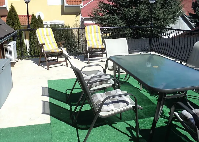 Oazis Apartmanhaz Apartment Hajduszoboszlo