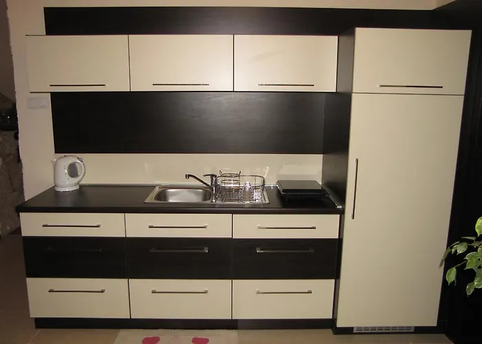 Oazis Apartmanhaz *