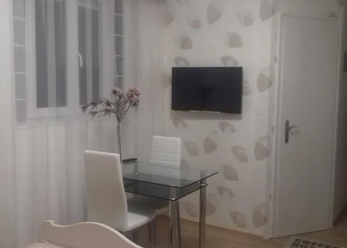 Oazis Apartmanhaz * Hajduszoboszlo