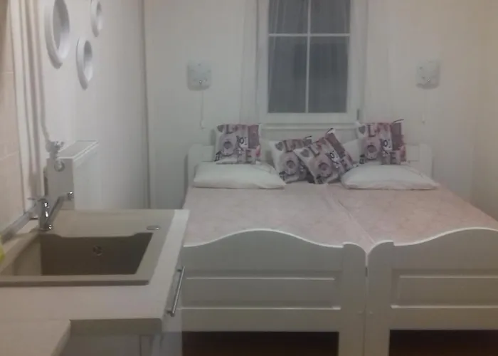 Oazis Apartmanhaz * Hajduszoboszlo